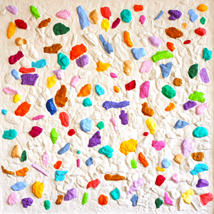 Mijn passie is het maken van minimalistische schilderijen en wandobjecten waarin ik vaak vondsten uit de natuur verwerk, zoals boomschors, noten , zaden, zaaddozen, oesterschelpen, scheermessen, mosselen, etc:. Maar ik gebruik ook natuurlijke materialen zoals, vilt, hout en papier . Op aanvraag zend ik u per email een overzicht van mijn complete collectie met extra foto's van details, inlijsting, etc: