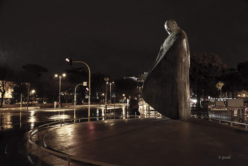 Statue Pope Johannes Paulus II
