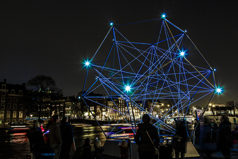 The Uniting Lightstar