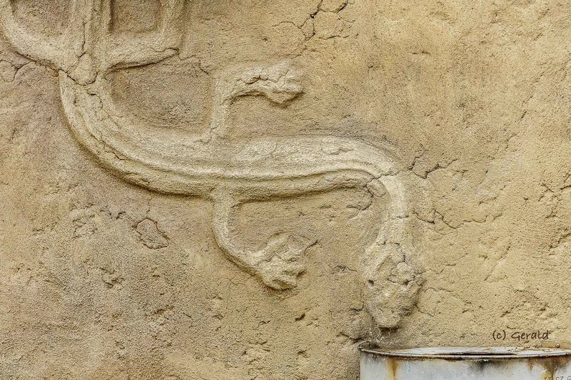 Wall decoration Dogon little village