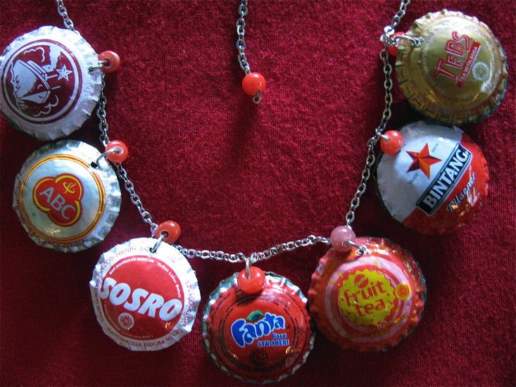 Adjustable 7 bottle cap necklace