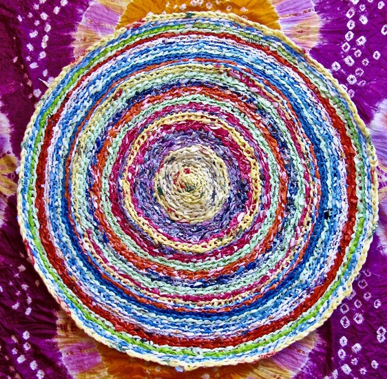 Yello sun center rug