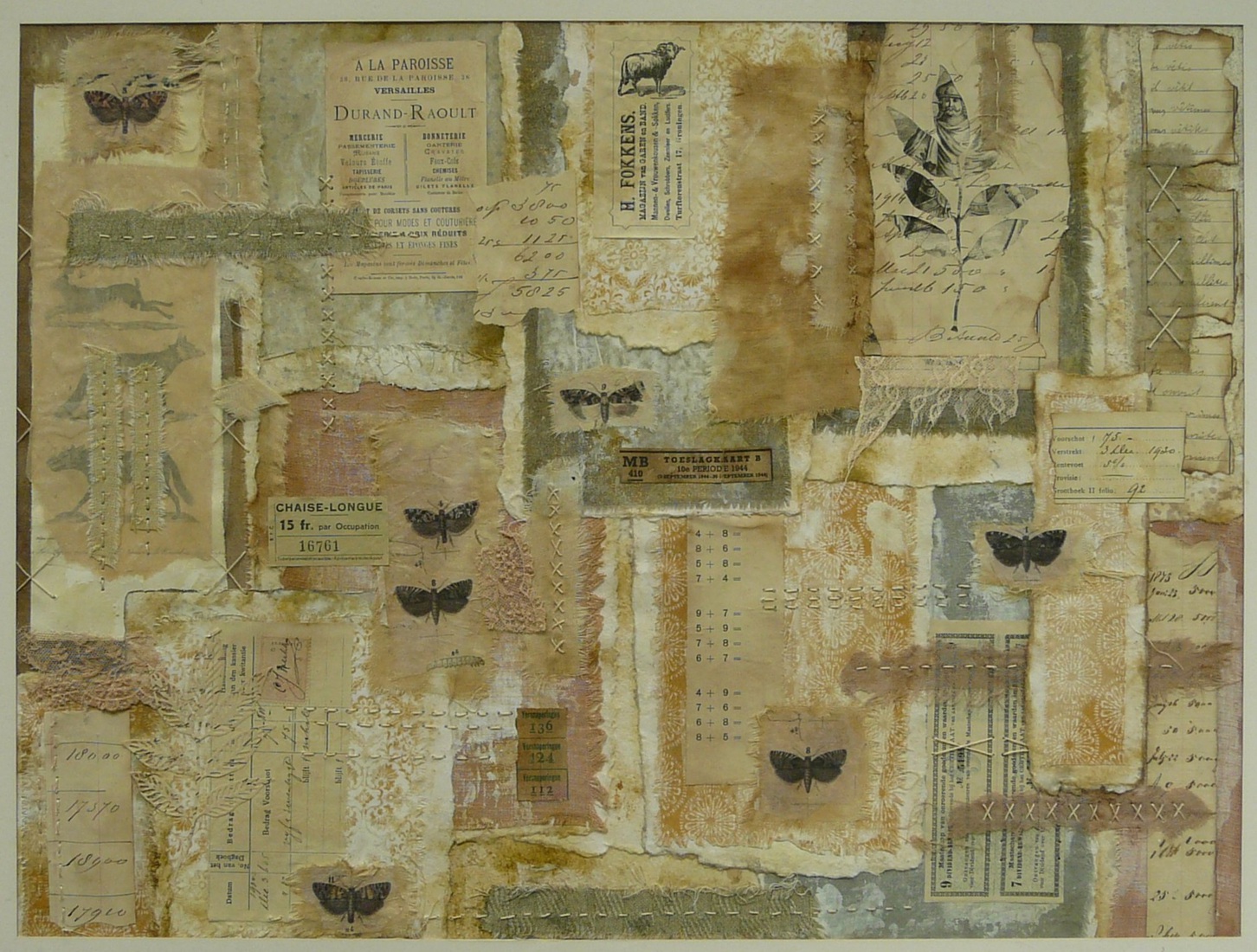 Collage met vlinders (papier en stof)