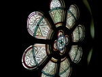 Glas in lood is de combinatie van glasstukken verbonden met lood in allerlei vormen en kleuren. Indien gebrandschilderd kan dat aan glas een meerwaarde toevoegen.