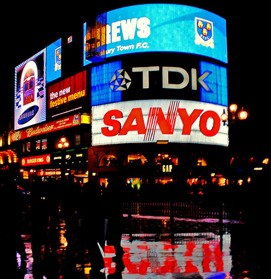 Picadilly Circus 2