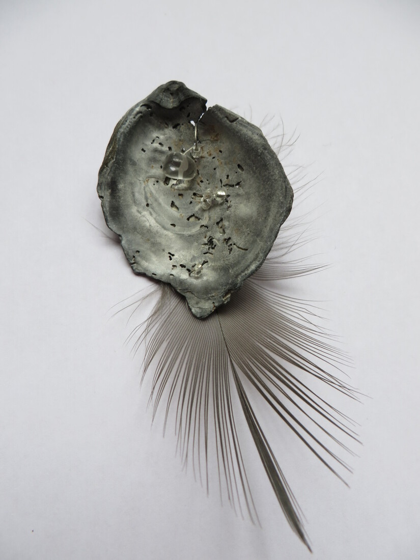 Shell/feather Pendant II