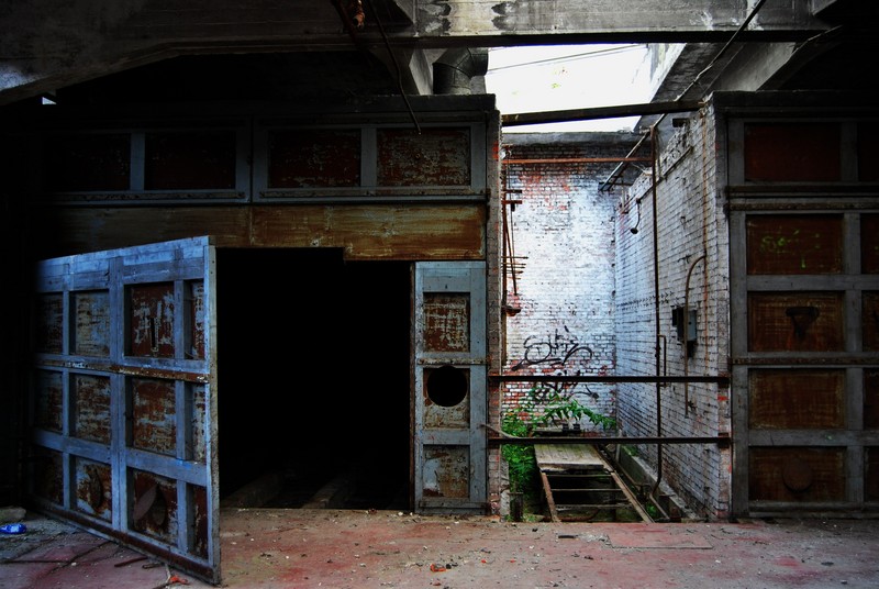 abandoned manufactory (3)