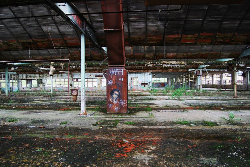 abandoned manufactory (6)