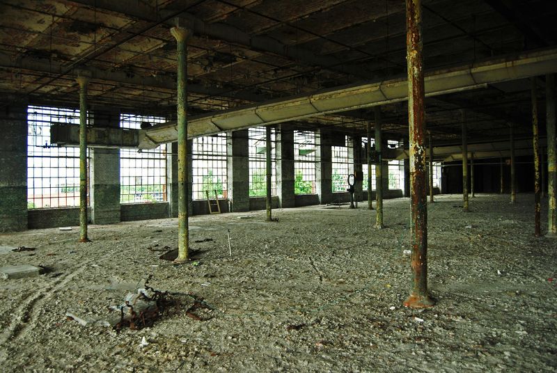 abandoned manufactory (13)