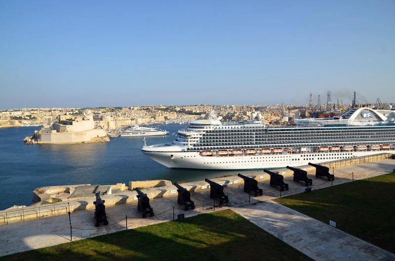 Valletta harbor