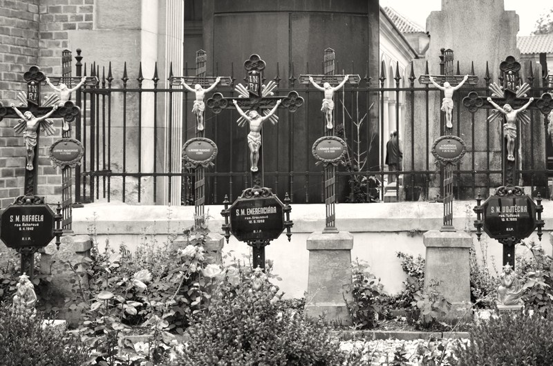 graveyard in Prague