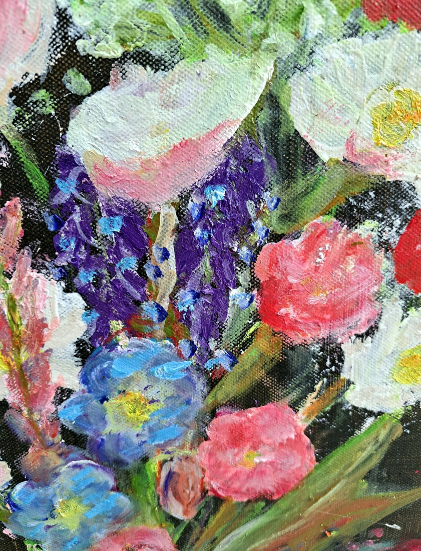 Klein vaasje met bloemen