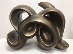 Van mijn stenen beelden is een 3D scan gemaakt, deze is 3D geprint in een kunststof en deze  is daarna van een brons-/tin-/cortenstaal-coating voorzien. Geschikt voor buiten en binnenshuis.