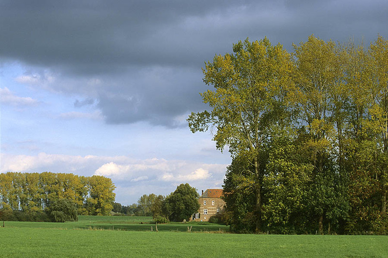 Verscholen boerderij
