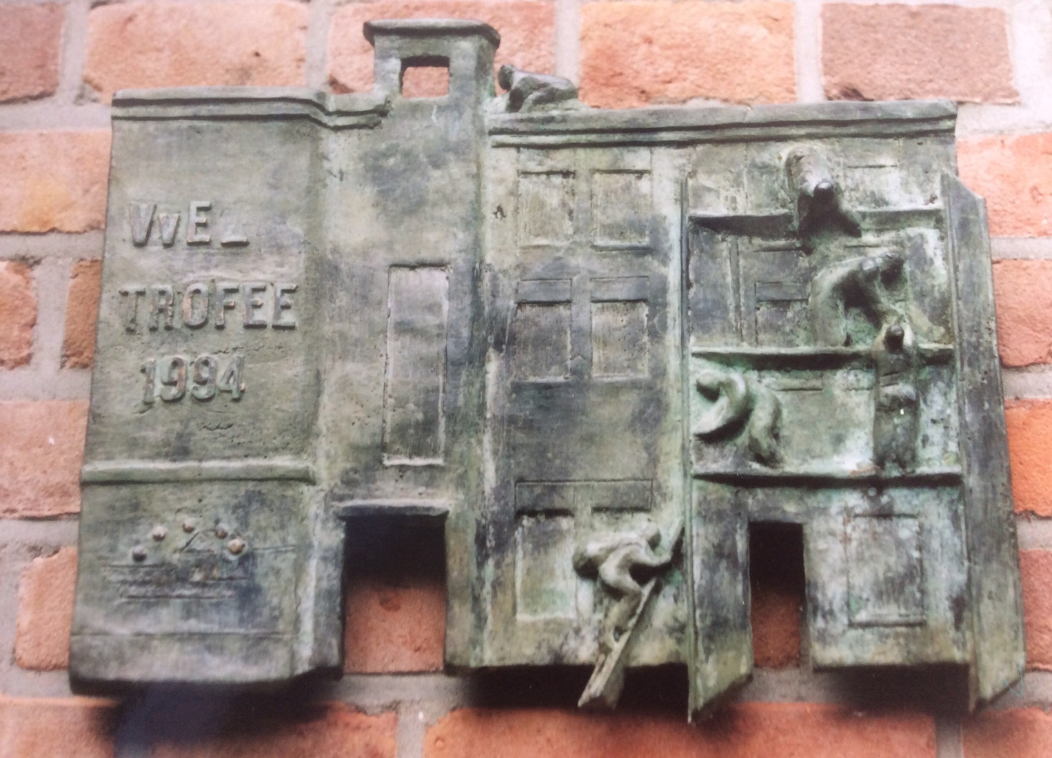 VVE-Trophy, plaque commissioned by the municipality of The Hague, awarded several years in a row.