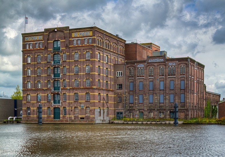 Gebouw aan de Zaan 1