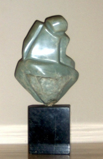 Groen stenen beeld nr 5