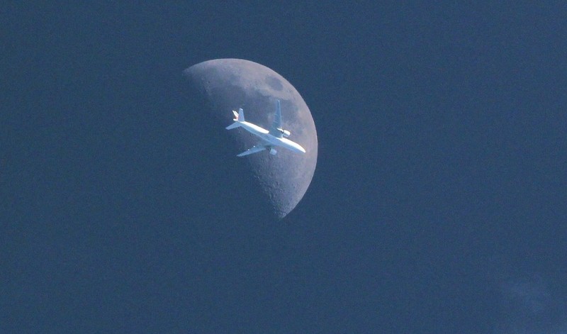 Mooncrosser