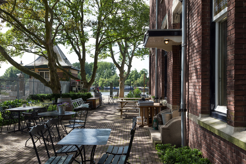café tHuis aan de Amstel