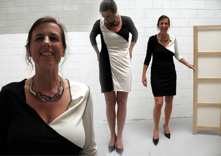 tricot jurk in zwart-wit