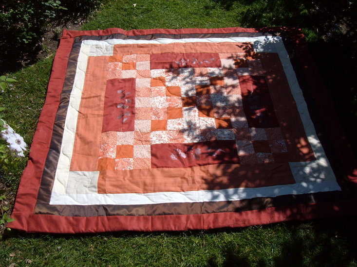 roestbruin/gebrokenwitte quilt