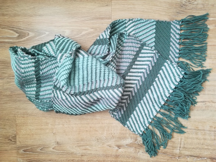 grijs/groen/witte sjaal