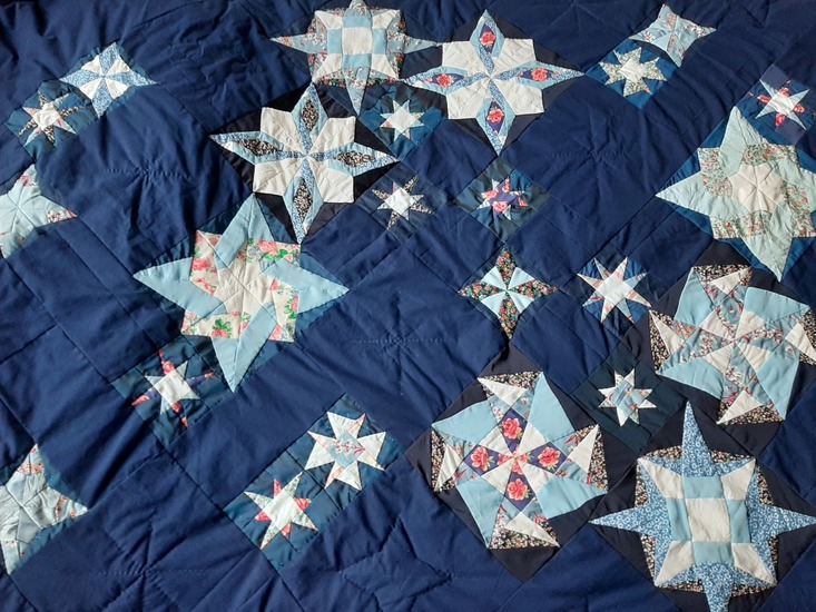 Sterren op blauwe achtergrond