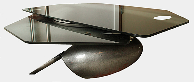 Lighttable (click here and after that on box for 3d view)