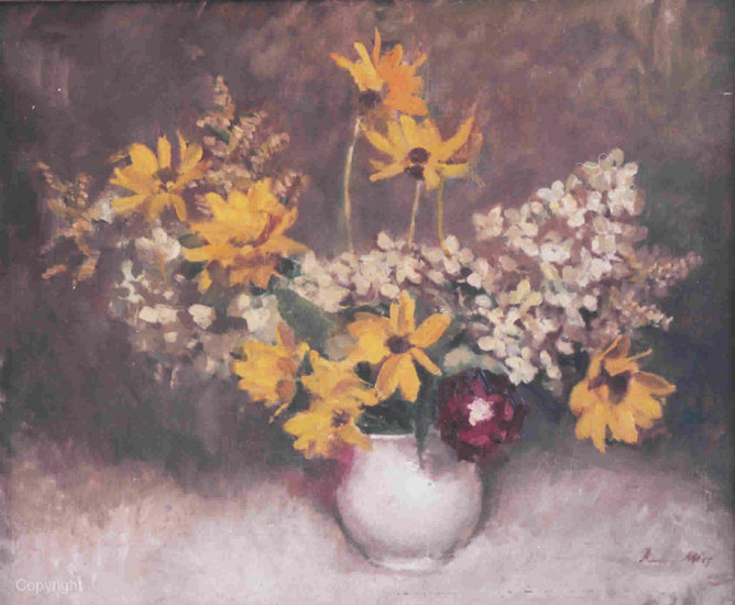 Arrangement of white and yellow flowers