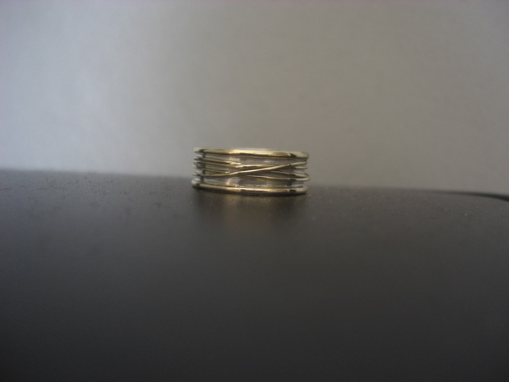 ring van geelgoud en zilver