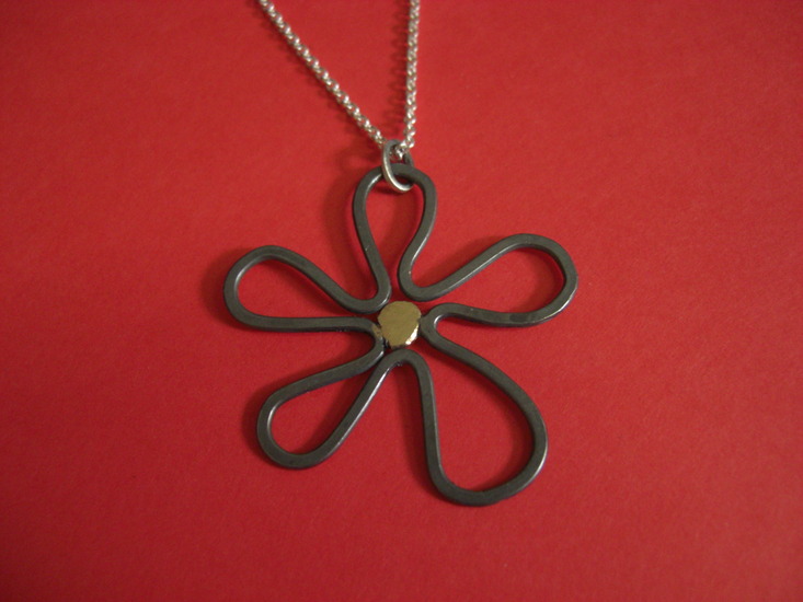 zilveren hanger met gouden hart