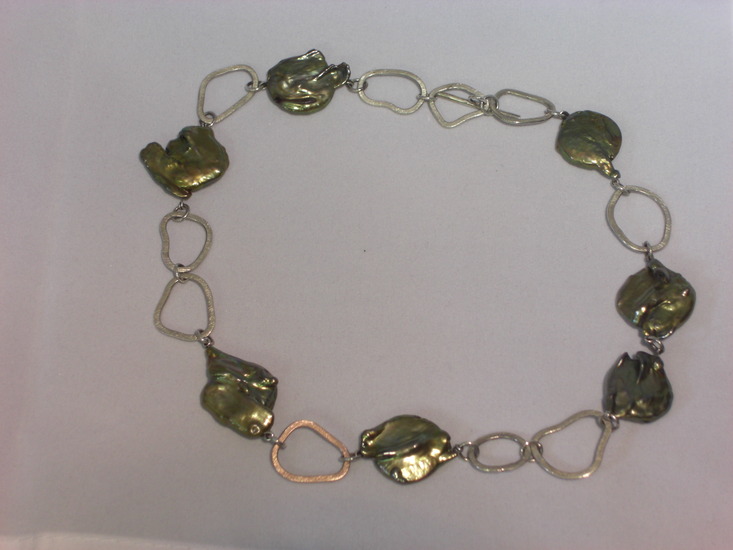 schakelcollier met keshi parels