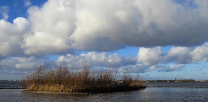 WOLKEN HET GOOIMEER