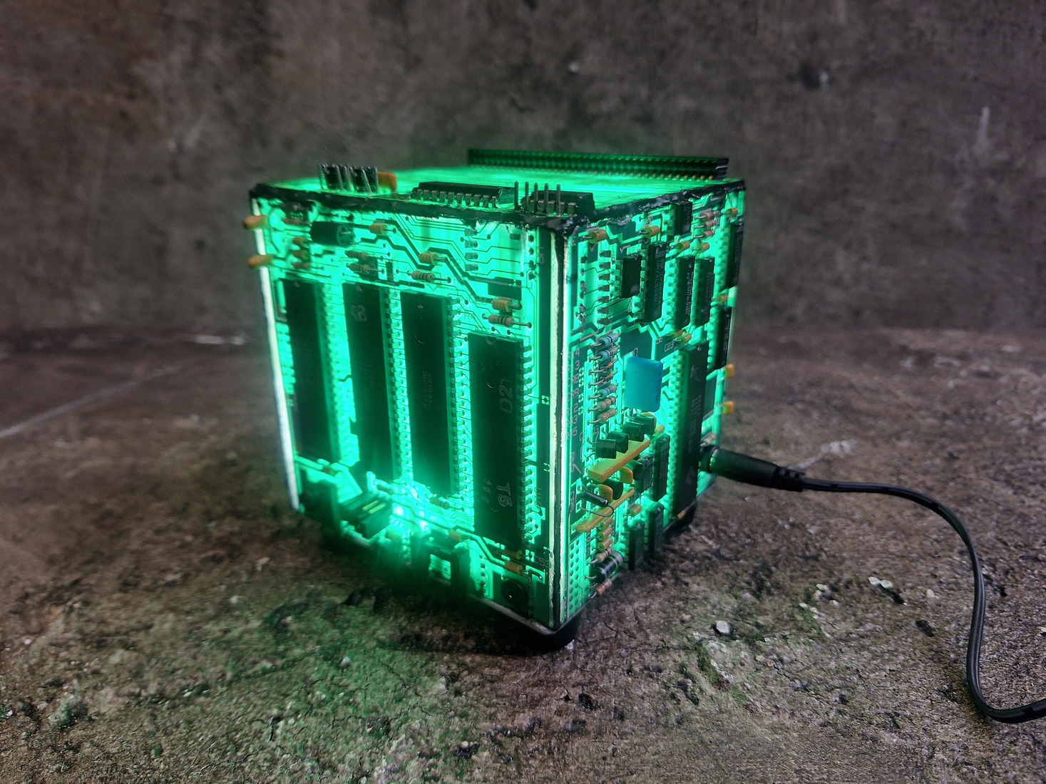 1983 DATA TRANSLATION 