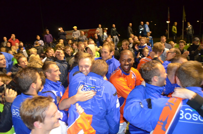 Uitzinnige vreugde na winst op SBV Excelsior Rotterdam