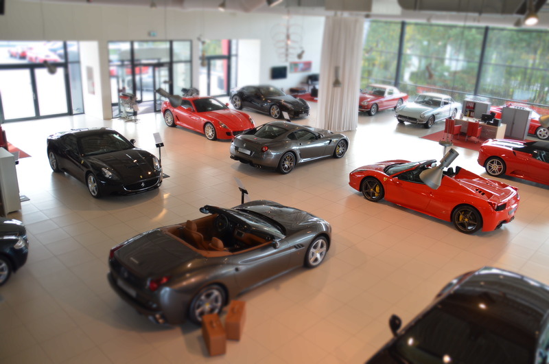 Ferrari's bij Munsterhuis.