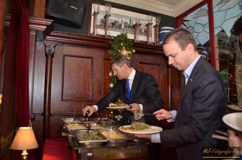 Stampot eten met CDA'ers Nr.1 Sybrand Buma en Nr.3 Sander de Rouwe
