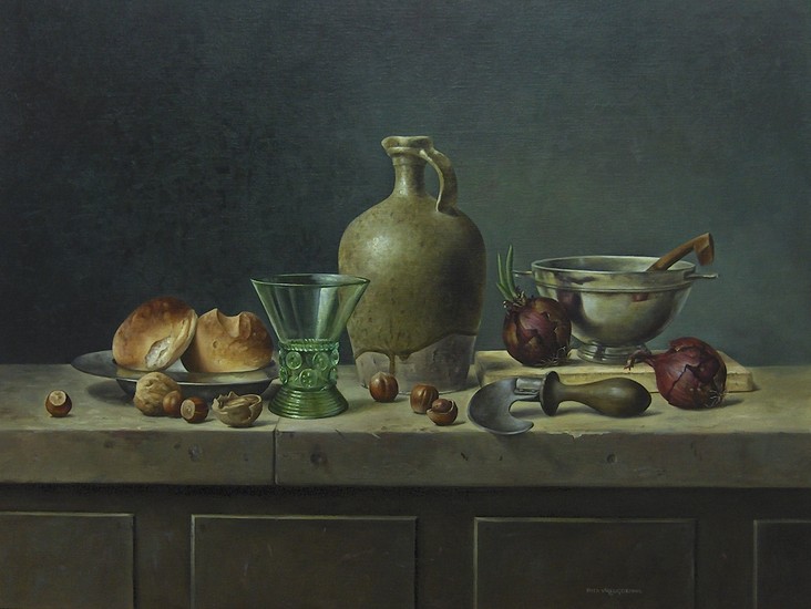 Stilleven met noten, brood en rode uien