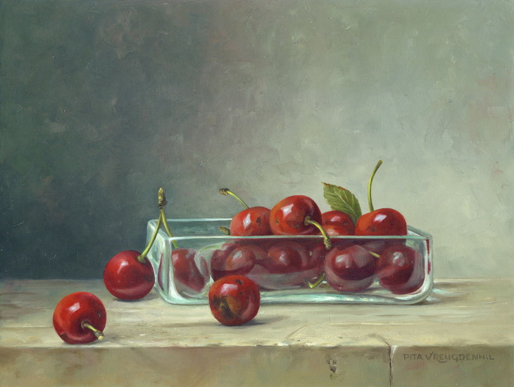 Stilleven met kersen in glazen bakje