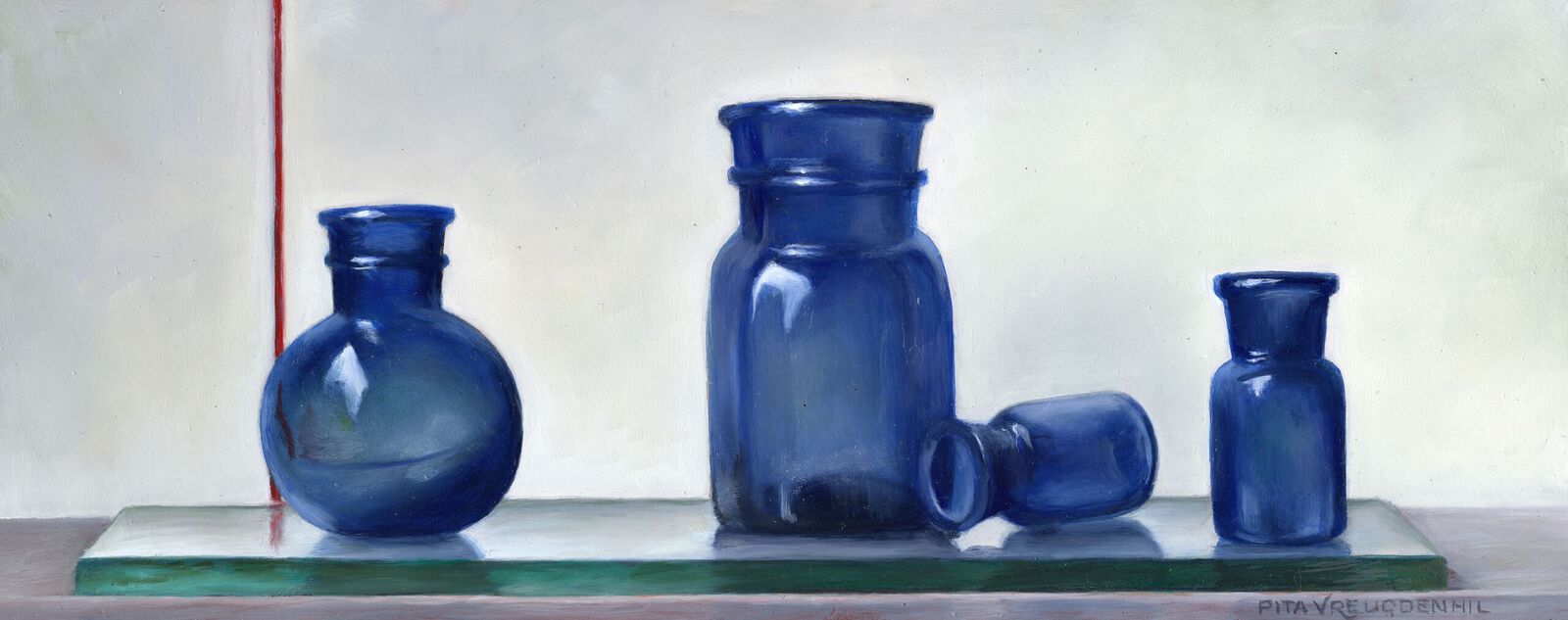 Blauwe flesjes op een glasplaatje