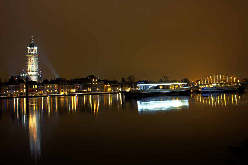 deventer skyline bij hoogwater