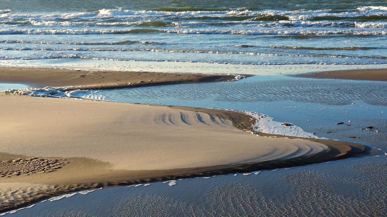 Laagtij, strand Midsland aan zee.