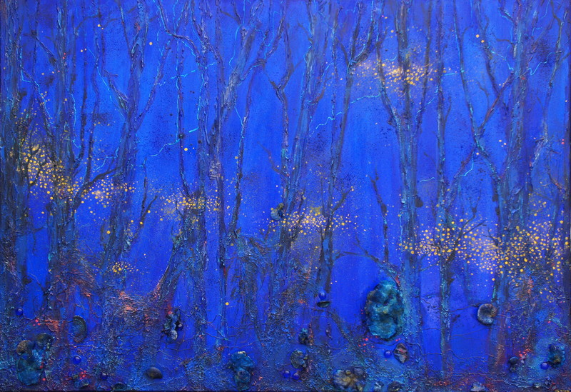 Blue Wood: the silence of the fireflies