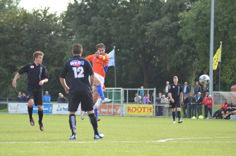 Doelpoging van Sandor van der Heide