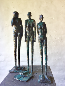 Bronzen beeldjes overwegend geboetseerd naar model