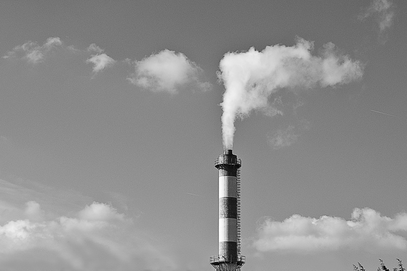 WhiteCloudsMakingMachine