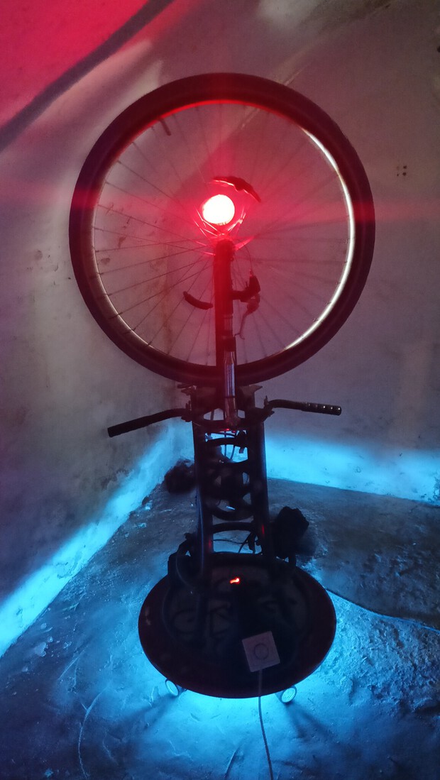 005 Kinetische installatie: Going nowhere 