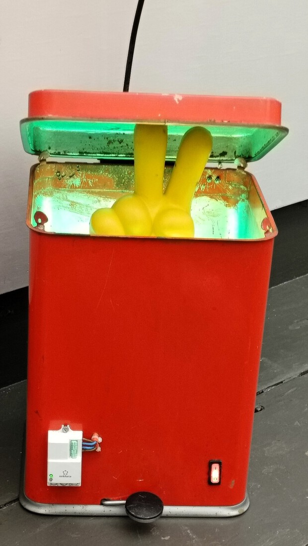 012 Kinetische installatie: De narcist 