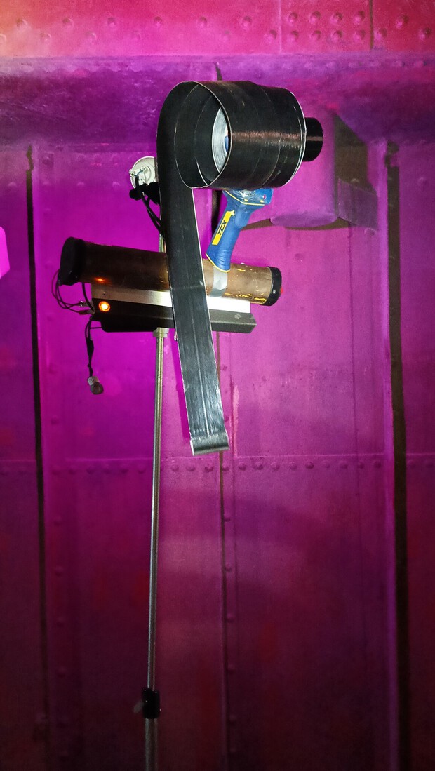 023 Kinetische installatie: Tape me