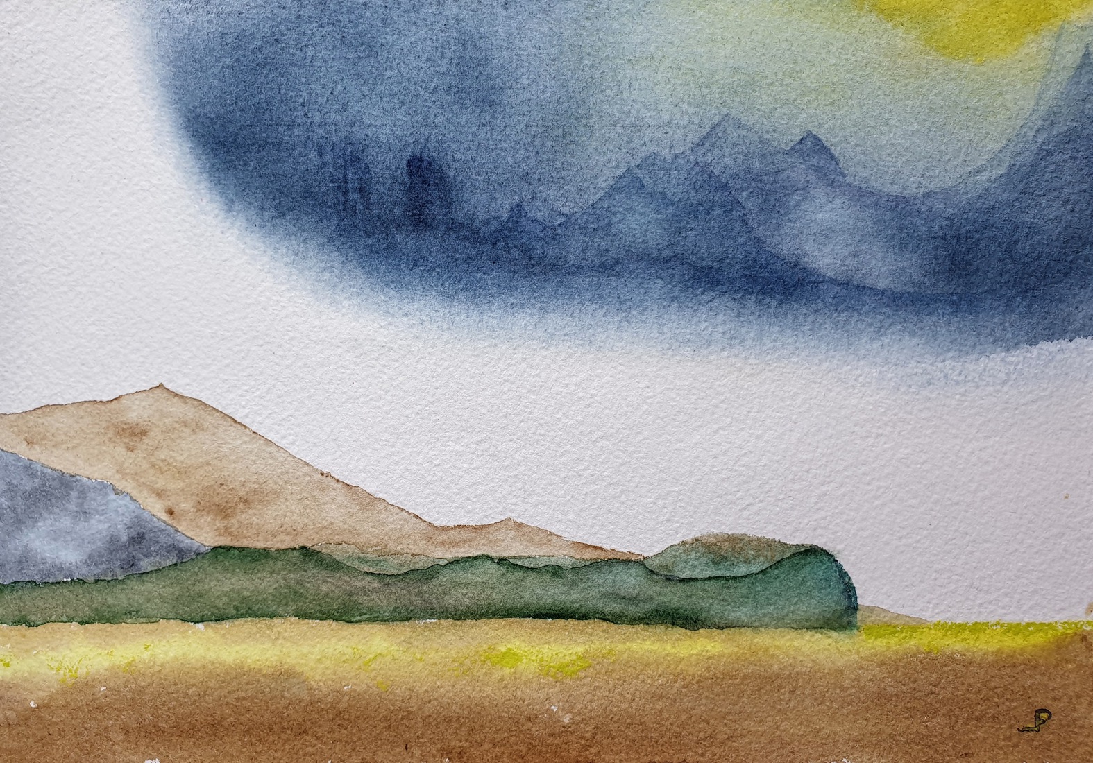 Sereen landschap met wolken reflectie.